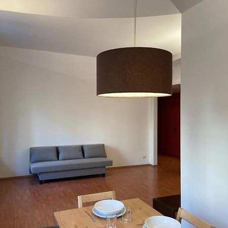 Accomodo Mib52 Bivano Sant'Ambrogio 米兰 外观 照片